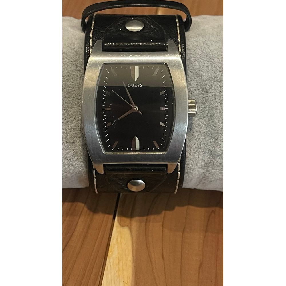 Guess Mens Quartz Watch‎ Black Leather Band Strap Silver Tone